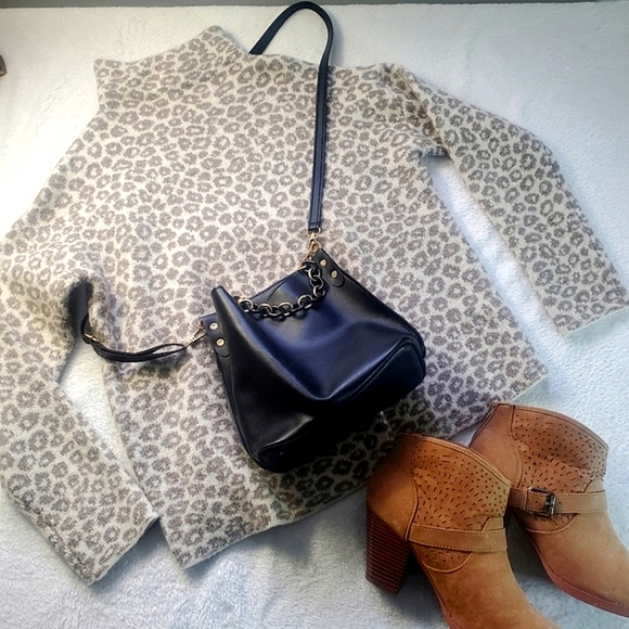 Leopard Print Wool Blend Sweater - Picture 2 of 6